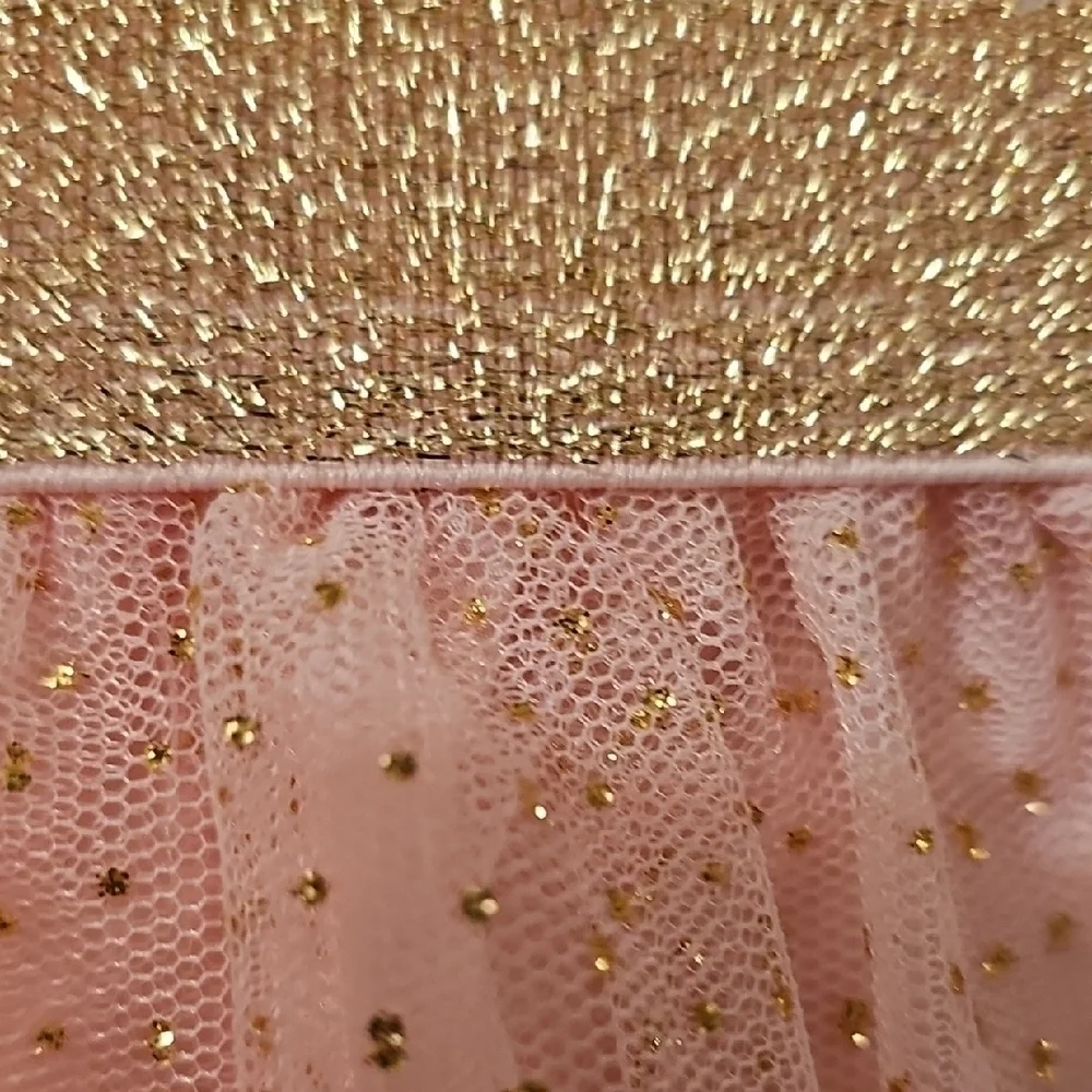 Girls NWY Pink Glitter Tulle Skirt with Gold Waistband Size Small 5/6